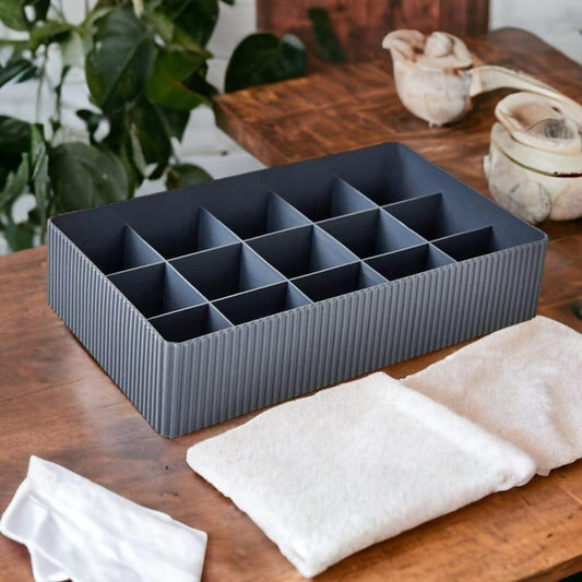 15 Compartment Organizer